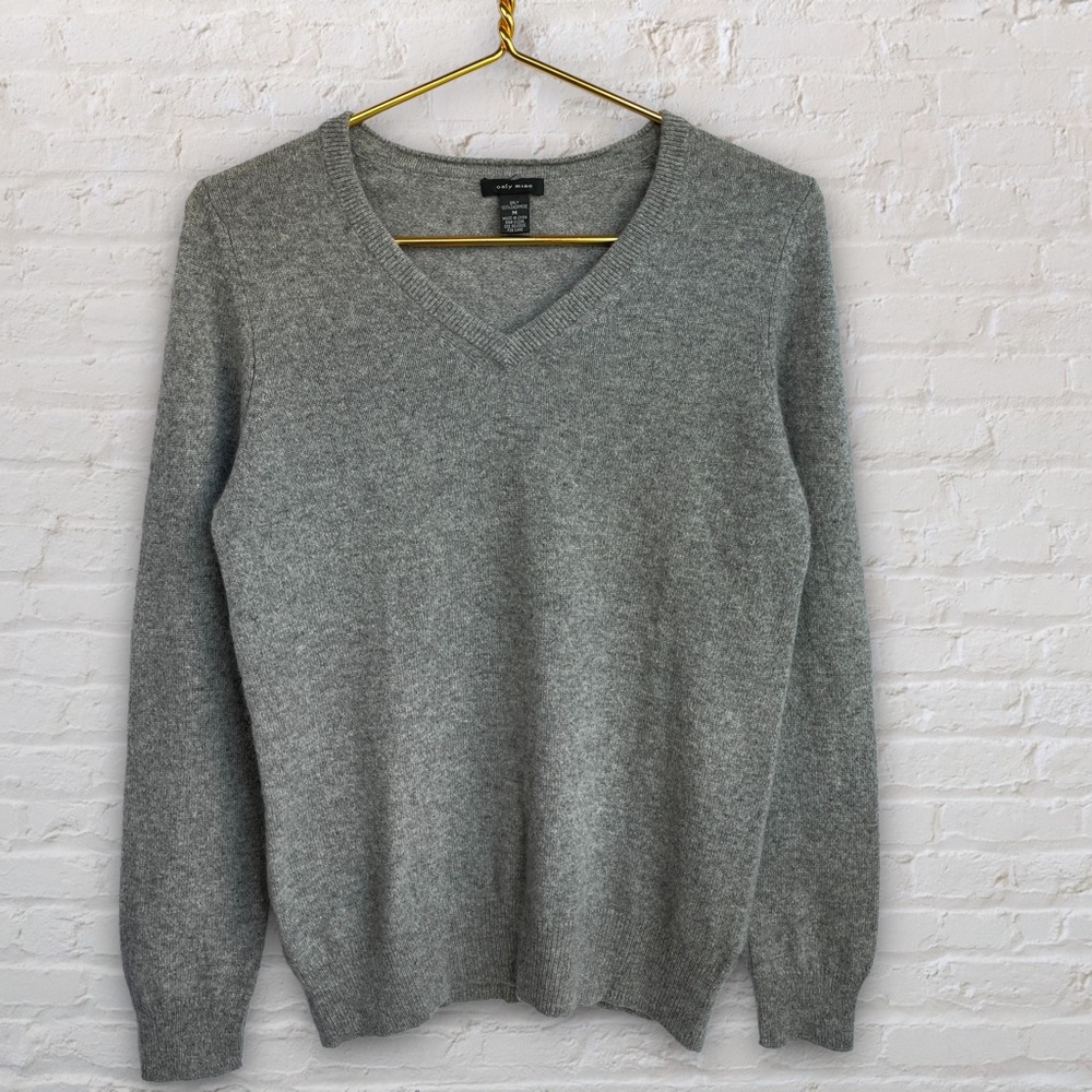 NEW Only Mine Gray 2-Ply Cashmere V-Neck Sweater Medium